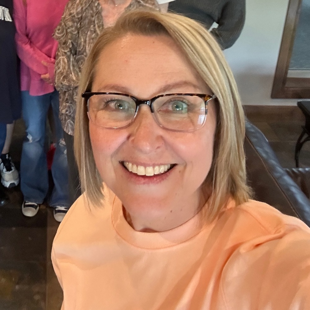 Meet your Posher, Kelly - Picture 1 of 1